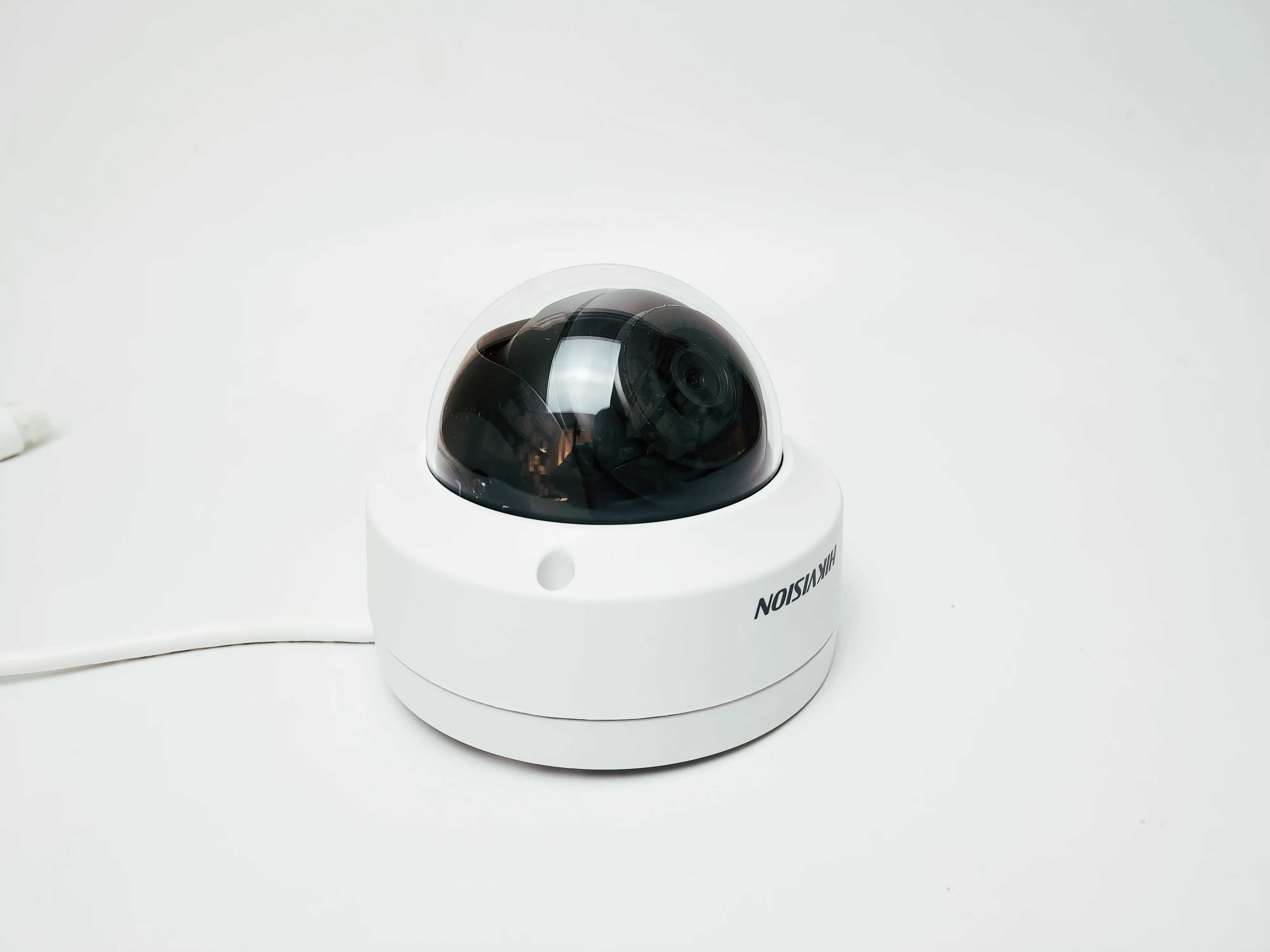 Caméra de surveillance dôme intérieur/extérieu filaire POE IP67 Hikvision 2MP – Image 4